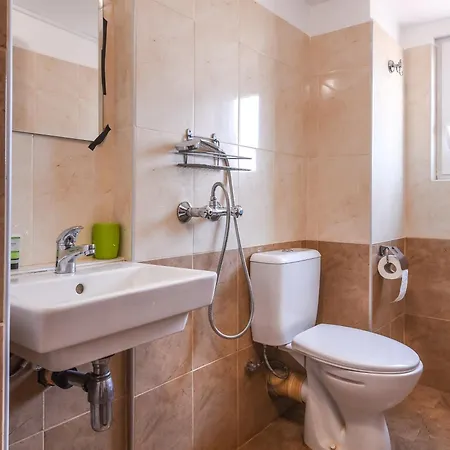 Centrally Located With A 360 Terrace Διαμέρισμα